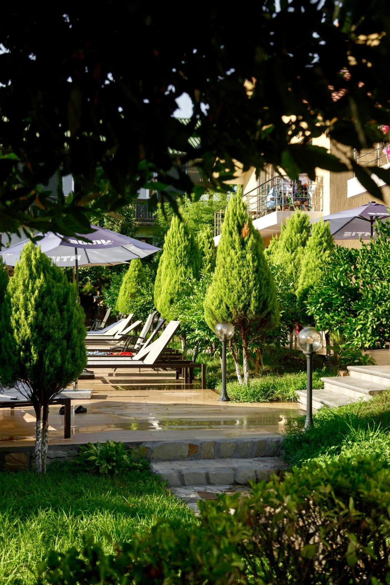 Hotel Chero Kobuleti Exterior foto